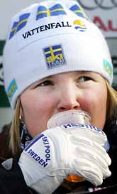 Anja Pärson vann sitt andra guld i VM. På tisdagen tog hon guld i storslalom. Foto: Thomas Coex/Prb