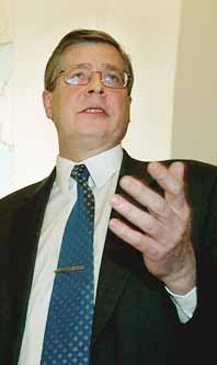 Ingemar Skogö är chef för Vägverket. Han vill ha nya regler för hur fort vi får köra. Foto: Bertil Ericson/PrB