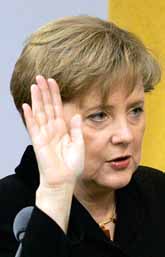 Angela Merkel blir ny förbundskansler i Tyskland. Foto: Fritz Reiss/PrB