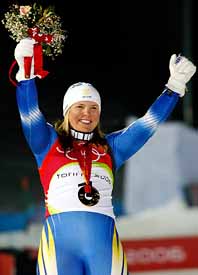 Anja Pärson tog OS-guld i slalom. Foto: Luca Bruno/PrB