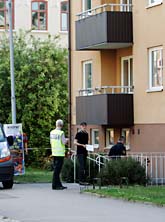 I det här huset i Nyköping sköts två poliser. Foto: Fredrik Sandberg/SCANPIX