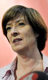 Mona Sahlin vill att fler kommuner tar emot flyktingar. Foto: Bertil Ericson/Scanpix