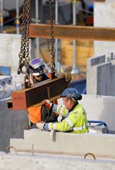 Många kommer att förlora jobben på byggbolaget Skanska. Här är ett av företagets byggen i Stockholm. Foto: Leif R Jansson/Scanpix