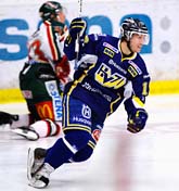 Andreas Falk jublar över HV 71 seger över Frölunda. Foto: Mikael Fritzon/Scanpix