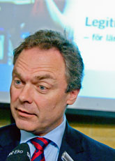 Lärare ska få en yrkes-legimitation, säger utbildningsminister Jan Björklund. Foto: Bertil Ericson/Scanpix