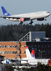 Flygtrafiken på Arlanda öppnade i måndags. Foto: Johan Nilsson/Scanpix