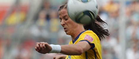 Lotta Schelin kan få ett fint pris. Foto: Michael Probst/Scanpix