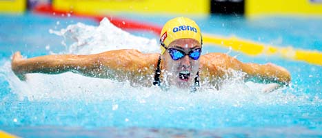 Therese Alshammar när hon vinner 100 meter fjäril i världscupen i oktober i år. Foto: Jessica Gow/Scanpix