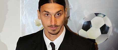 Zlatan fick det finaste priset på fotbollsgalan i Italien. Foto: Antonio Calanni/Scanpix