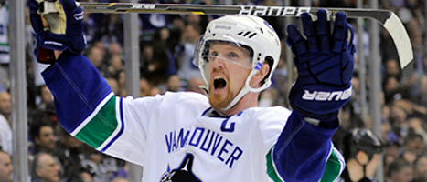 Henrik Sedin och hans bror Daniel spelar inte för Sverige i VM.
Foto: Mark J Terril/Scanpix