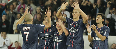 Zlatan och hans lagkompisar tackar publiken efter matchen mot Kiev.
PSG vann med 4-1.Foto: Michel Euler/Scanpix