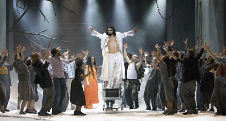Ola Salo spelar Jesus i musikalen Jesus Christ Superstar.
Foto: Stig-Åke Jönsson/Scanpix.