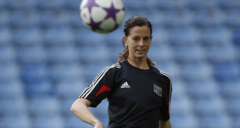 Lotta Schelin ska spela final i Champions League i fotboll.
Foto: Matt Dunham/Scanpix.