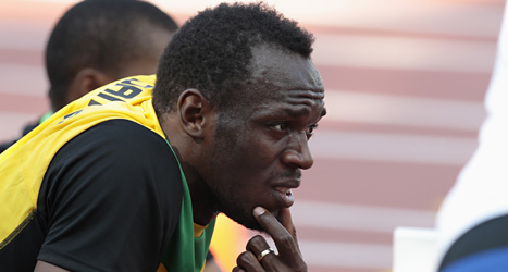 Usain Bolt laddar inför finalen på 100 meter. Foto: Ivan Sekretarev/Scanpix