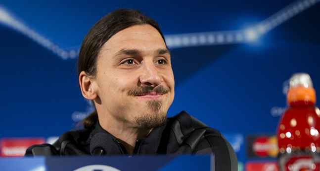 Zlatan ser mycket nöjd ut