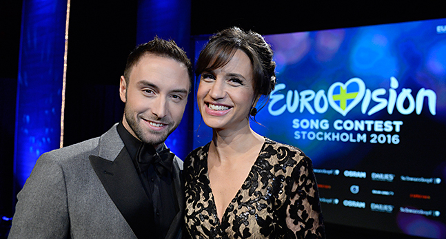 Måns Zelmerlöw och Petra Mede.