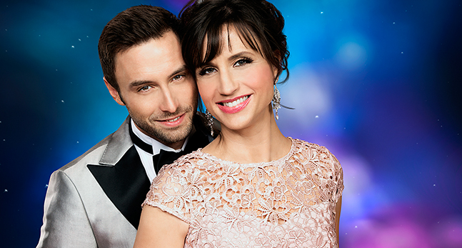 Måns Zelmerlöw och Petra Mede.