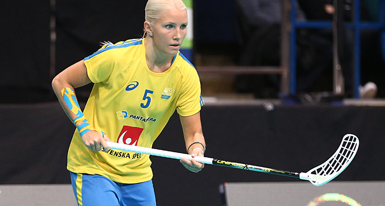 Anna Wijk med innebandyklubba
