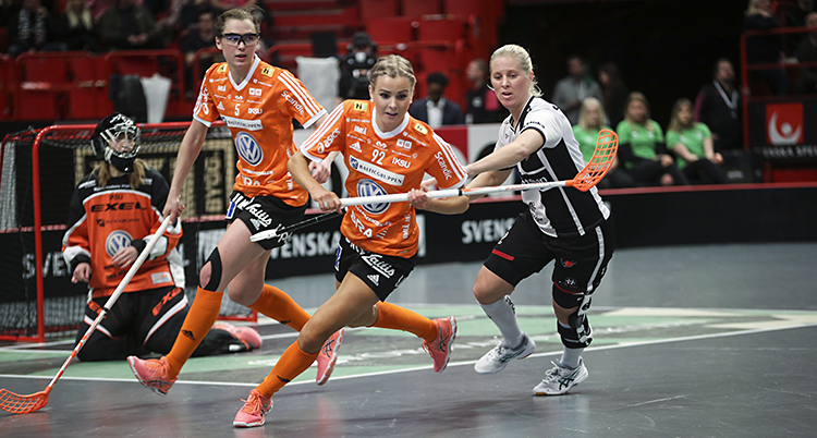 En match mellan Iksu och Mora