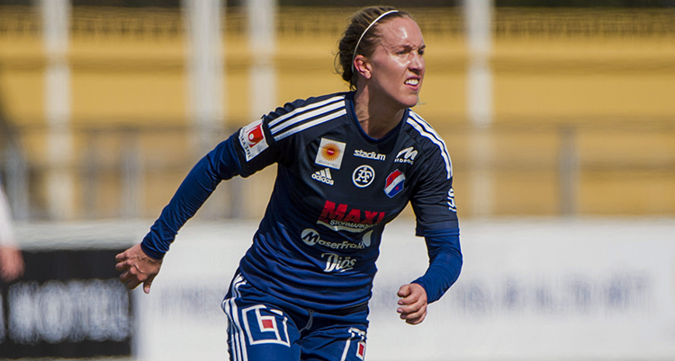 Julia Roddar i Kvarnsveden