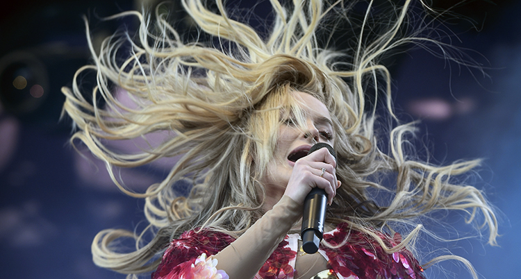 Sångerskan Zara Larsson