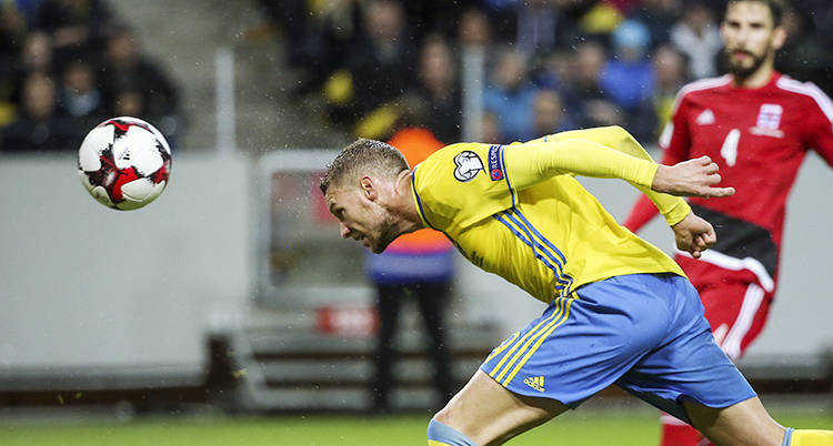 Marcus Berg gör mål