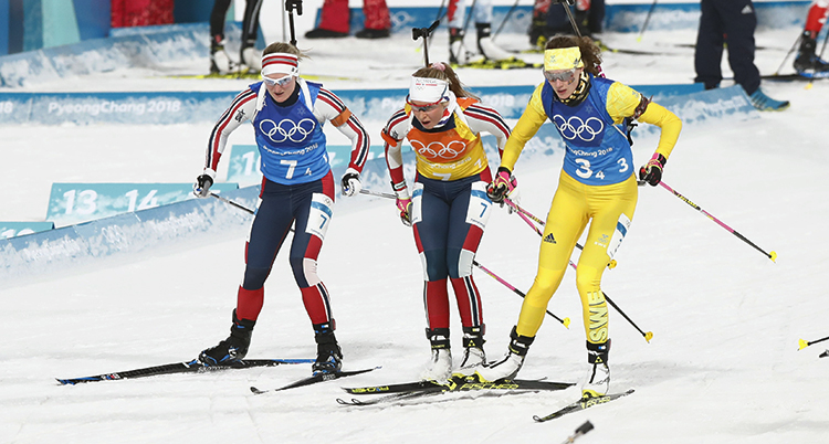 Hanna Öberg i gul dräkt