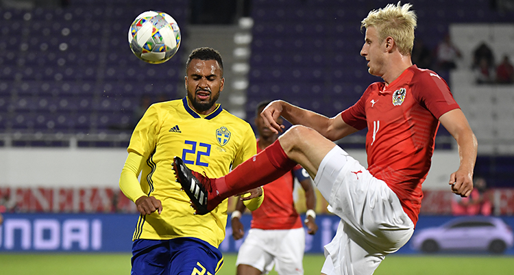 Två spelare i matchen.
