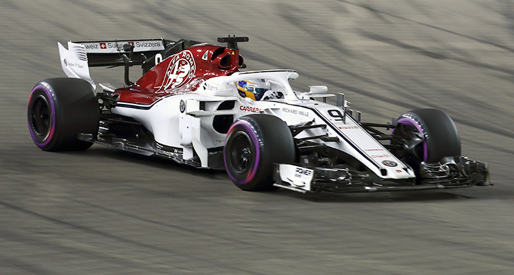 Marcus Ericsson i sin bil