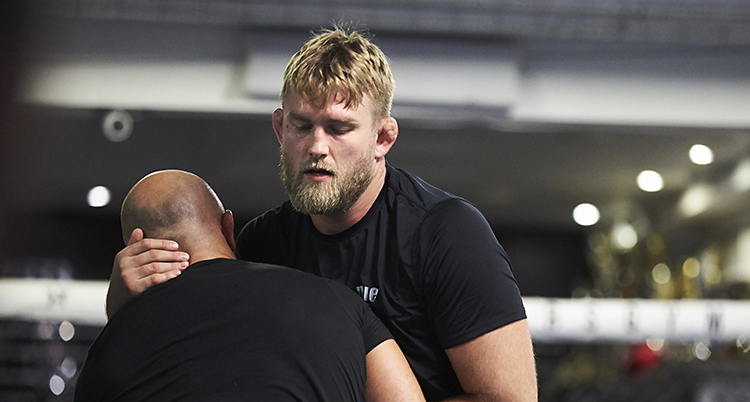 Alexander Gustafsson tränar
