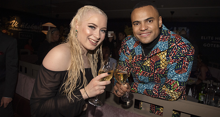 Wiktoria och Mohombi