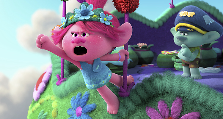 En bild från filmen. Ett rosa tecknat troll bredvid ett grönt tecknat troll