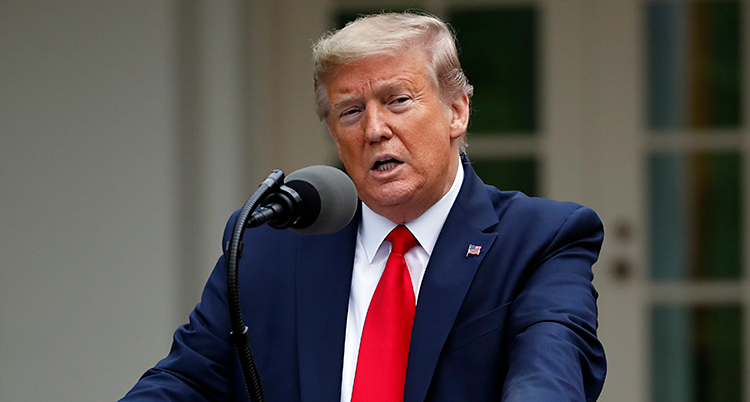 Trump i talarstolen: