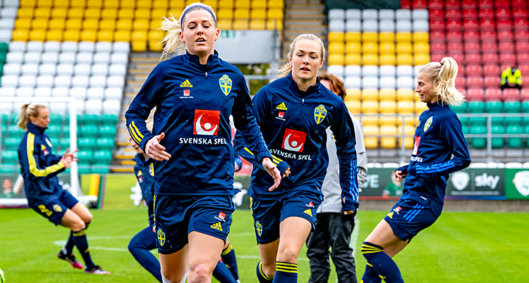 Från en träning i fotboll på en fotbollsplan.