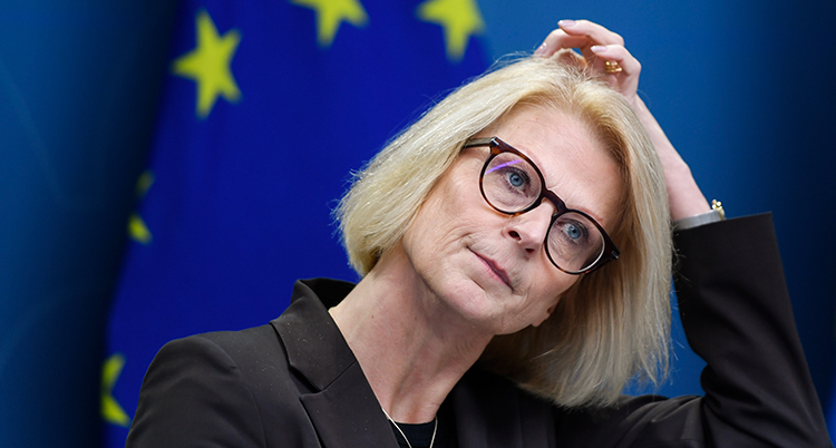 Elisabeth Svantesson.