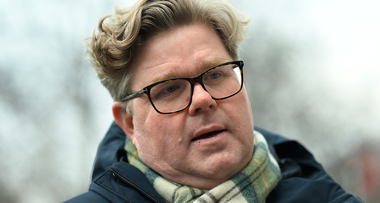 Ansiktsbild på Strömmer.