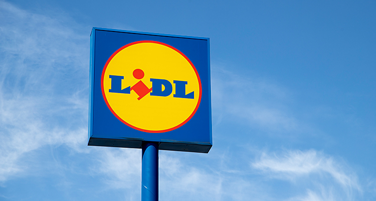 En stor skylt där det står Lidl.