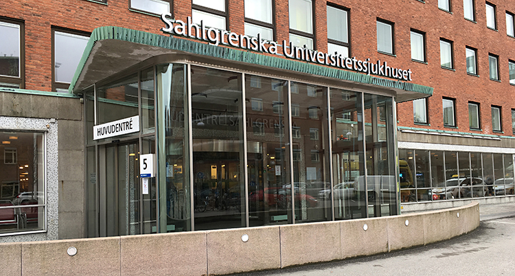 Ingången till sjukhuset.