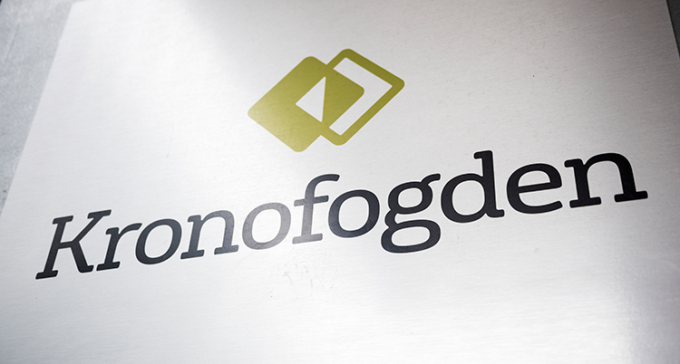Kronofogdens skylt med logotype.