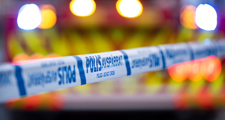 Polisens plasttejp vid en brottsplats.
