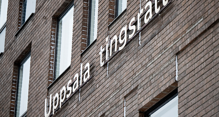 Fasaden på uppsala tingsrätt.